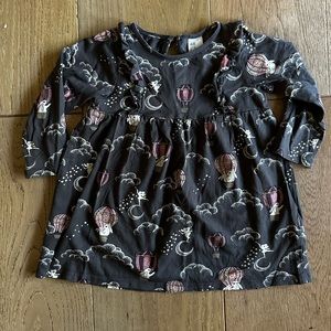H&M toddler babydoll dress with bunnies in hot air balloons and tinkerbell- 18m